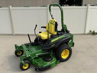 John Deere Z955R EFI Zero Turn Mower