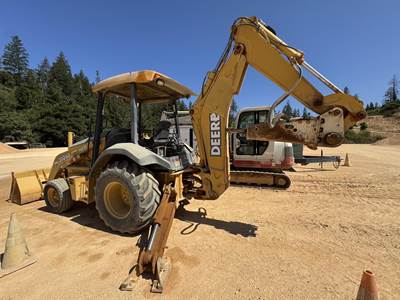 John Deere 310SG Backhoe