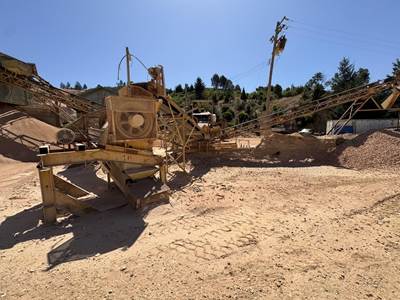 Cedarapids 10x24 Crushing Plant