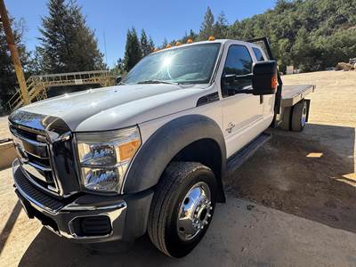 Ford F-550 Mechanic / Service Truck - Automatic