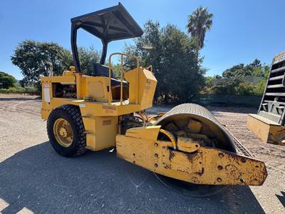 Raygo RASCAL 320A Smooth Drum Roller Compactor