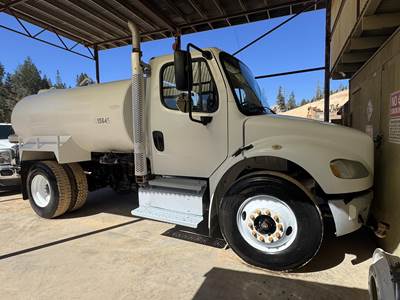 Freightliner M2 106 Water Truck