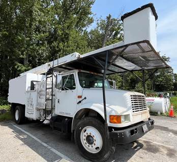 International 4900 All Terrain Crane