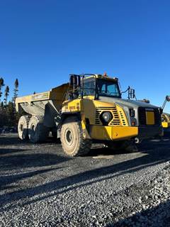 Komatsu HM400-5 Articulated Truck