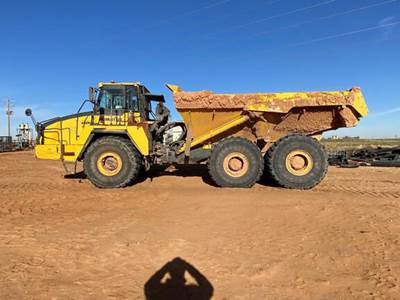 Komatsu HM400-5 Articulated Truck