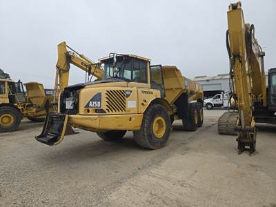 Volvo A25D Articulated Truck