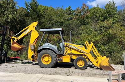 Case 580M-II Backhoe