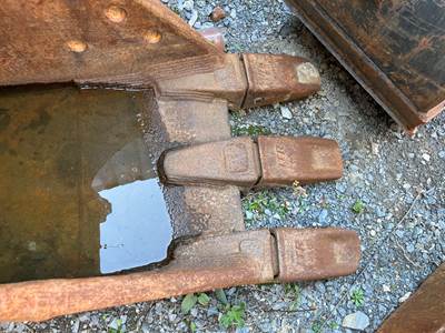 Caterpillar 330D-Dig Bucket Bucket