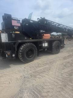 Link-Belt RTC-8030 Crane