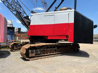 Manitowoc 3900W-V Crawler Crane