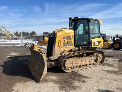 Caterpillar D4K2-XL Dozer