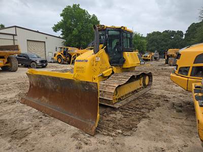 Komatsu D61PX-24 Dozer