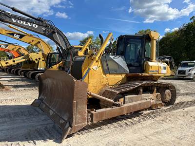 Komatsu D65EX-15 Dozer