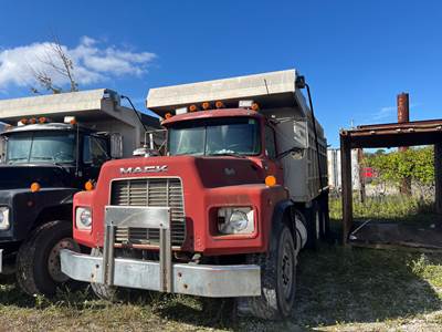 Mack RB688S Dump Truck