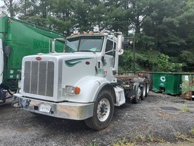 Peterbilt 365 Dump Truck