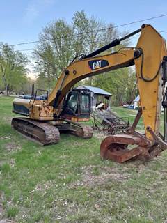 Caterpillar 330D Excavator