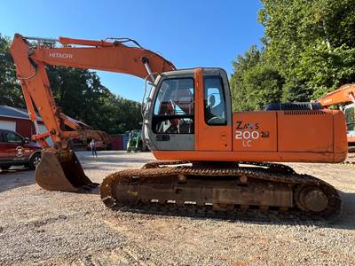 Hitachi ZX200LC Excavator