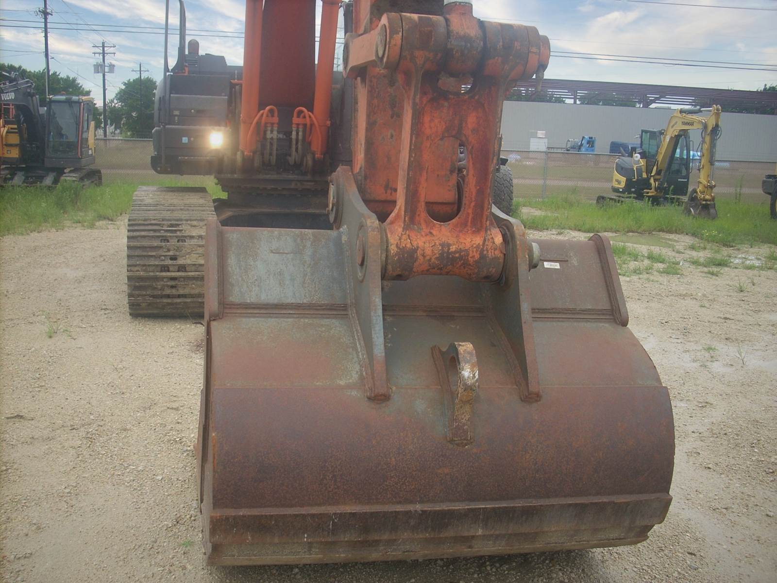 樹。 2015 Hitachi ZX380LC-6N Excavator For Sale, 4,310 Hours | Bryan