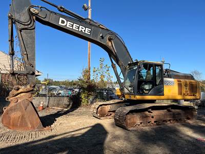 John Deere 350G LC Excavator