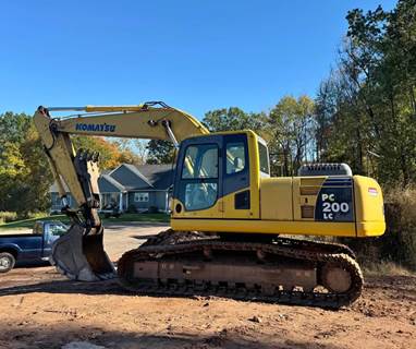 Komatsu PC200LC-8 Excavator
