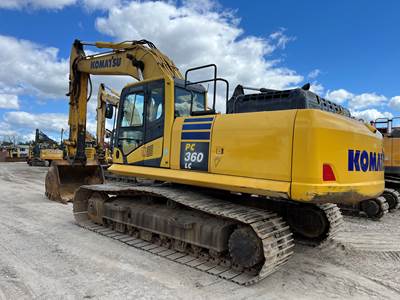 Komatsu PC360LC-10 Excavator