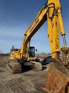 Komatsu PC490LC-10 Excavator