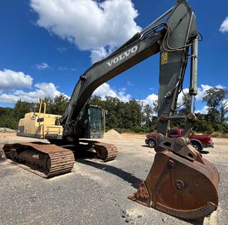 Volvo EC250DL Excavator