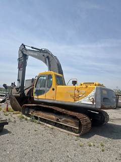 Volvo EC290B LC Excavator