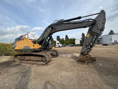 Volvo EC350EL Excavator