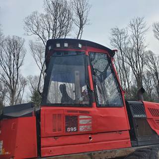 Komatsu 895 Forwarder