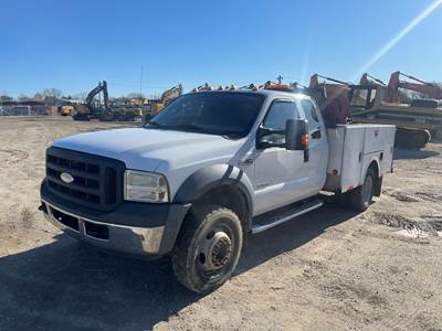 Ford F-450 Mechanic / Service Truck