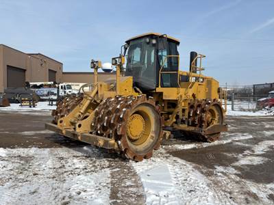 Caterpillar 825H Soil Compactor