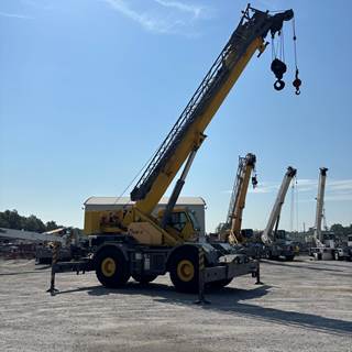 Grove RT765E‐2 Rough Terrain Crane