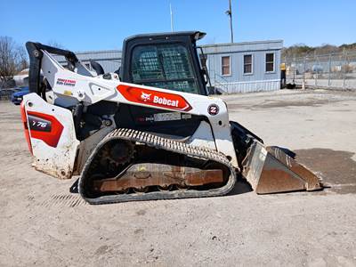 Bobcat T76 Skid Steer