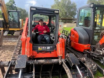 Kubota SVL97-2 Skid Steer