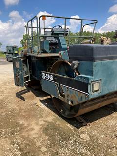 Caterpillar CB-534B Smooth Drum Roller Compactor