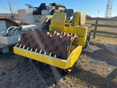 DUO-PACT SDR-1400 Smooth Drum Roller Compactor