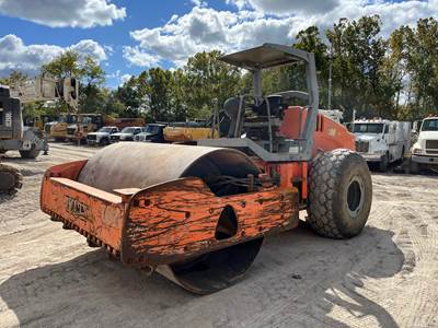 Hamm 3412 Smooth Drum Roller Compactor