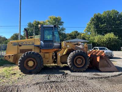 Case 821C Wheel Loader