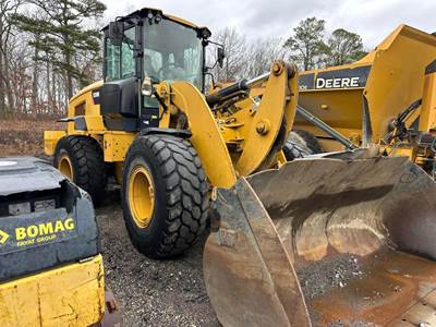 Caterpillar 938M Wheel Loader