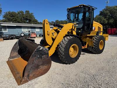 Caterpillar 938M Wheel Loader