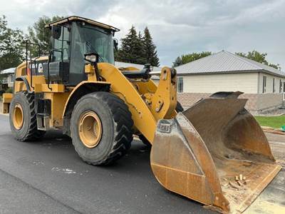 Caterpillar 950M Wheel Loader