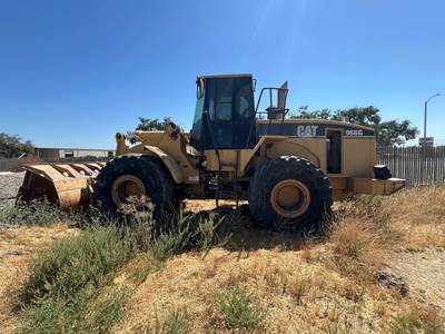 Caterpillar 966G Wheel Loader