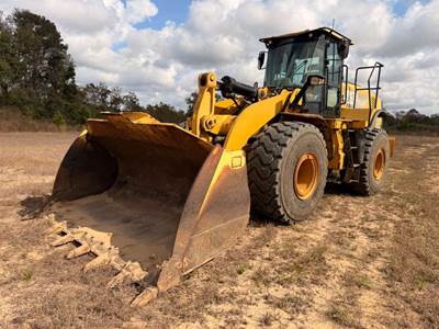 Caterpillar 966M Wheel Loader