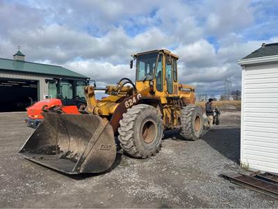 John Deere 624G Wheel Loader