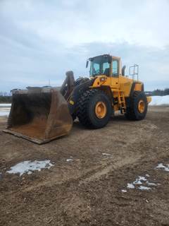 Volvo L220E Wheel Loader