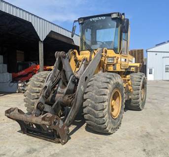 Volvo L70B Wheel Loader