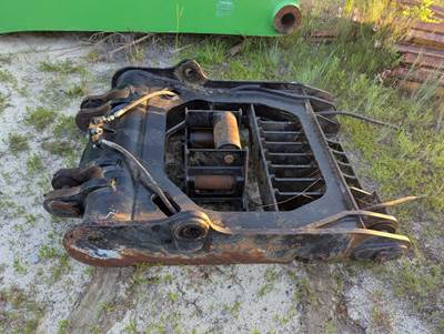 Caterpillar 525D Arch