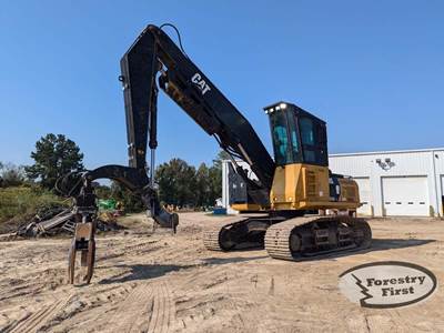 Caterpillar 325D FM Log Loader