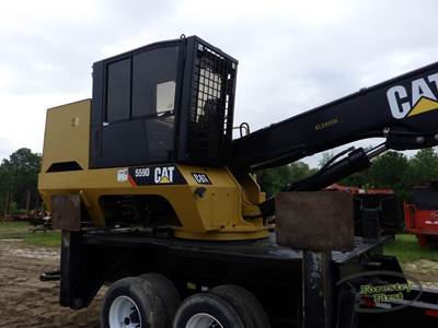 Caterpillar 559D Log Loader